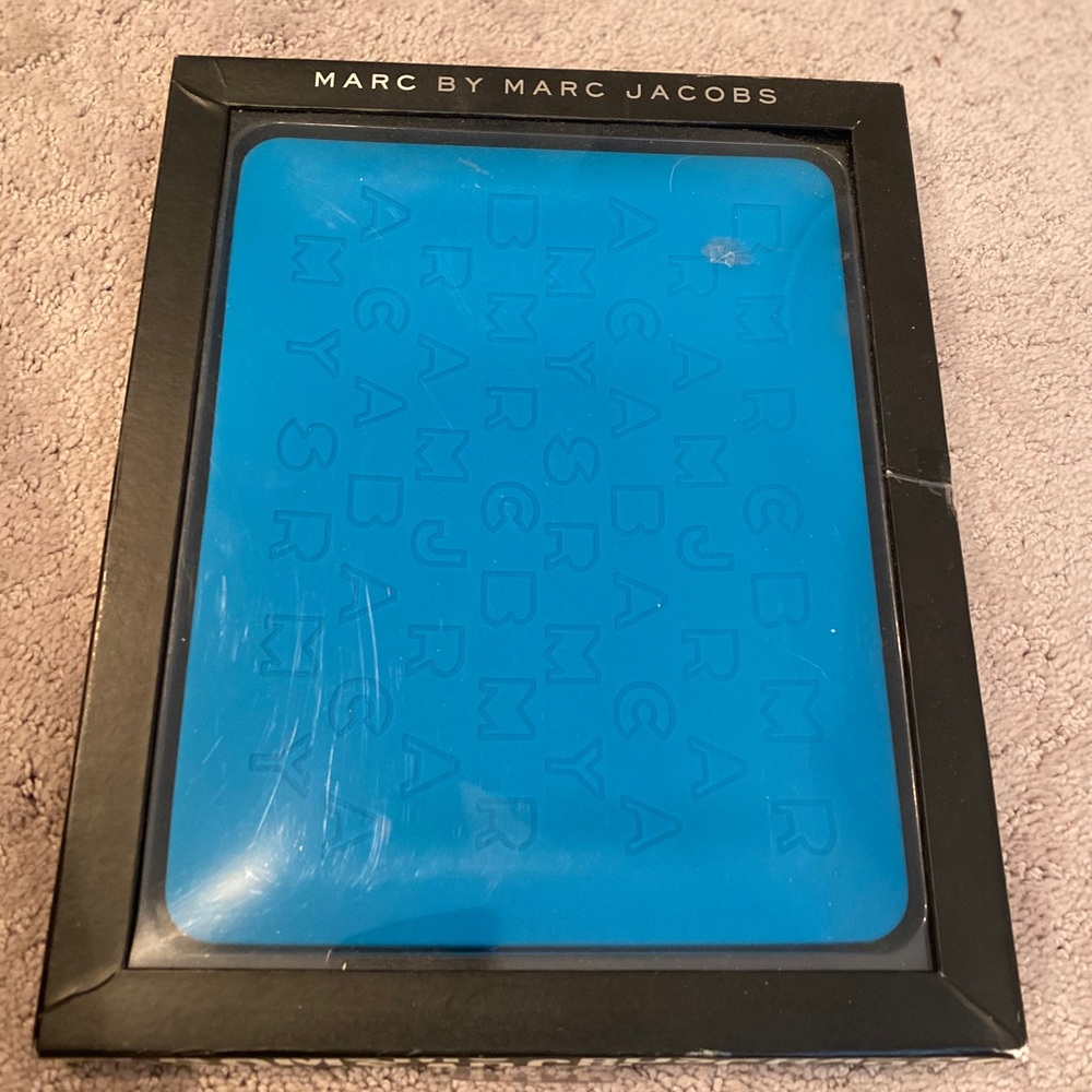 BNIB MARC BY MARC JACOBS IPAD/ TABLET SLEEVE